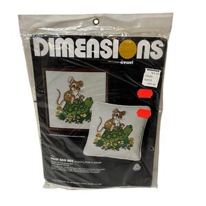Vtg Dimensions Piggy Back Ride Crewel Embroidery Kit 1154 Mouse Turtle 1979